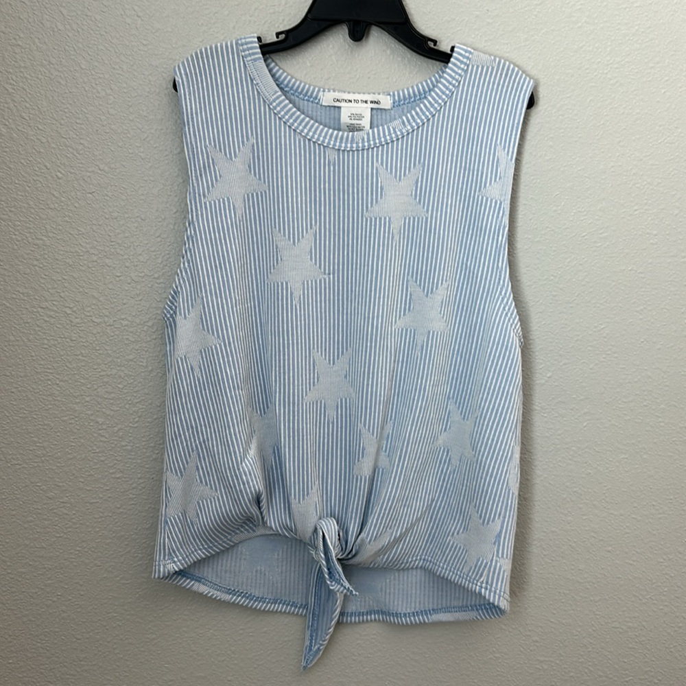 Cute sleeveless top